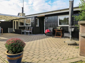 Three-Bedroom Holiday home in Sæby 4